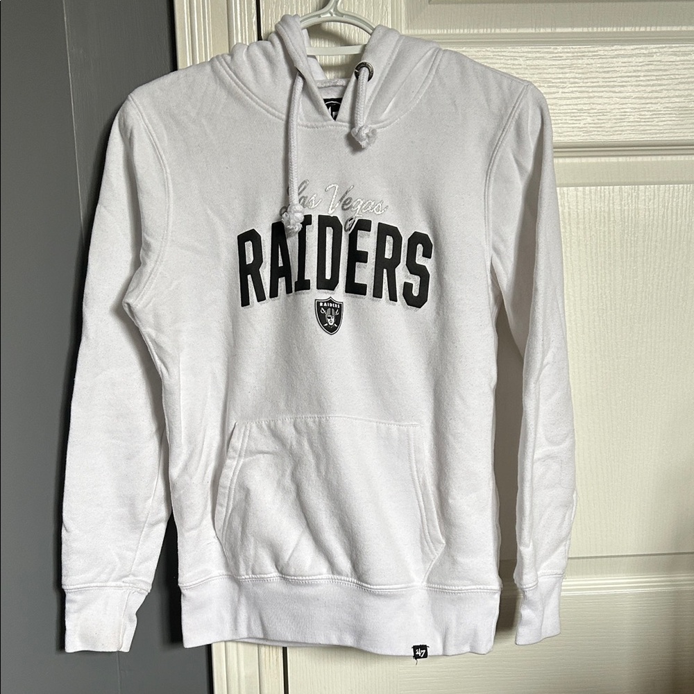47 Brand White Raiders Hoodie